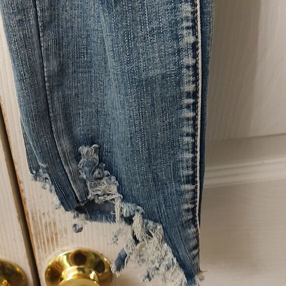 Rue21 High Rise Ankle Super Distressed Jeggings Sz 6 - Picture 6 of 11